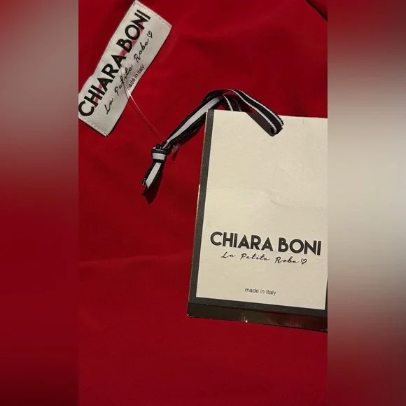 Chiara Boni La Petite Robe Ebeline
Rosette Detail Gown Size 6 - Picture 8 of 11